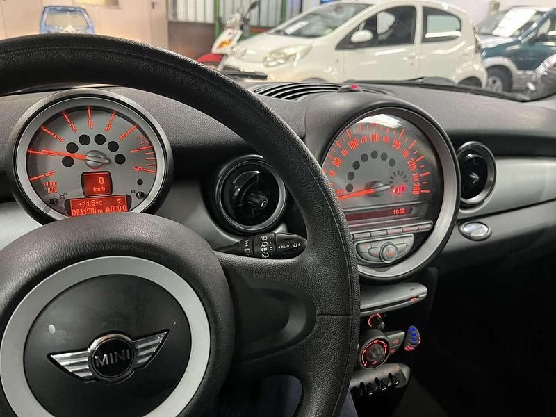 Usata Mini Cooper 75 CV (55 kW) 2009 Grigio Utilitaria