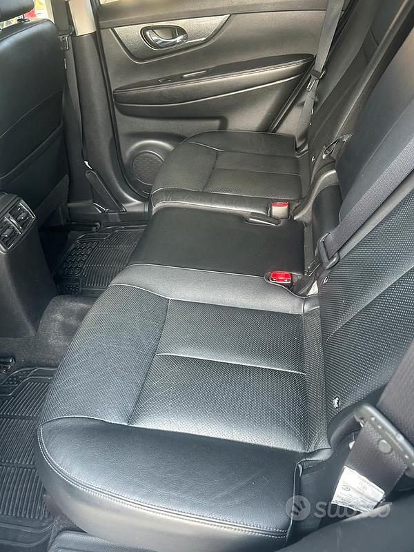 Usata Nissan X-Trail Tekna 177 CV (130 kW) 2017 Grigio SUV