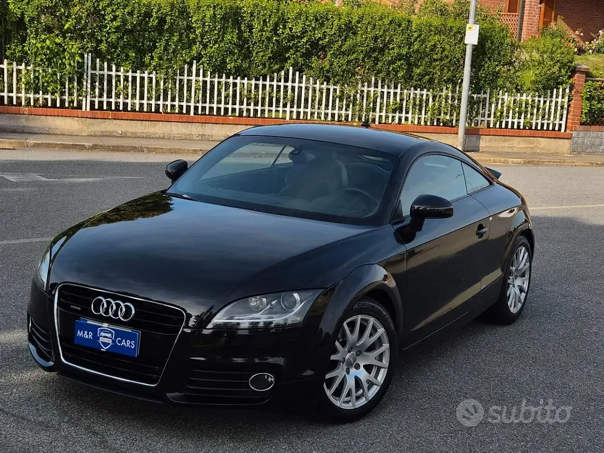 Second-hand Audi TT Advanced Plus 170 CP (125 kW) 2014 Negru Coupe