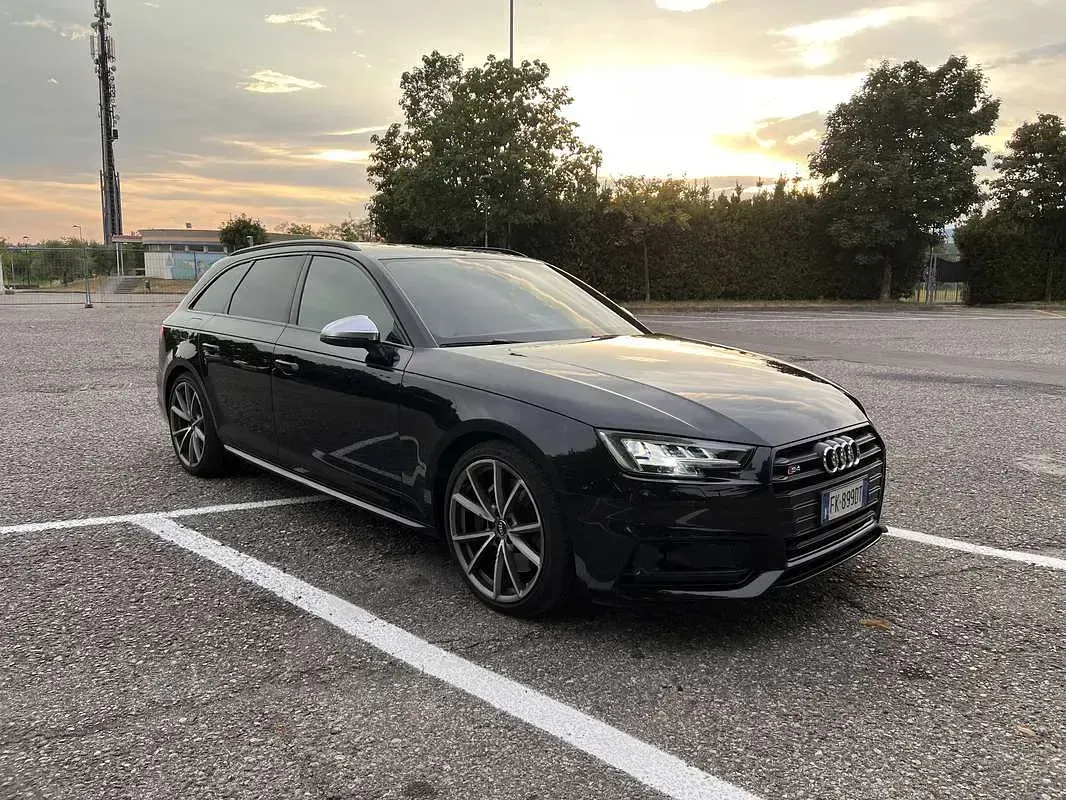 Usata Audi S4 Business 354 CV (260 kW) 2017 Nero Station wagon