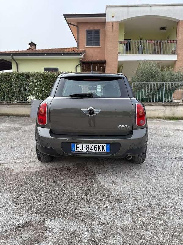 Usata Mini Cooper D Countryman 111 CV (81 kW) 2011 Grigio SUV