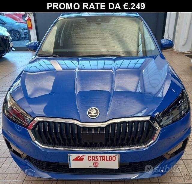 Usata Skoda Fabia Selection 95 CV (69 kW) 2024 Blu Utilitaria