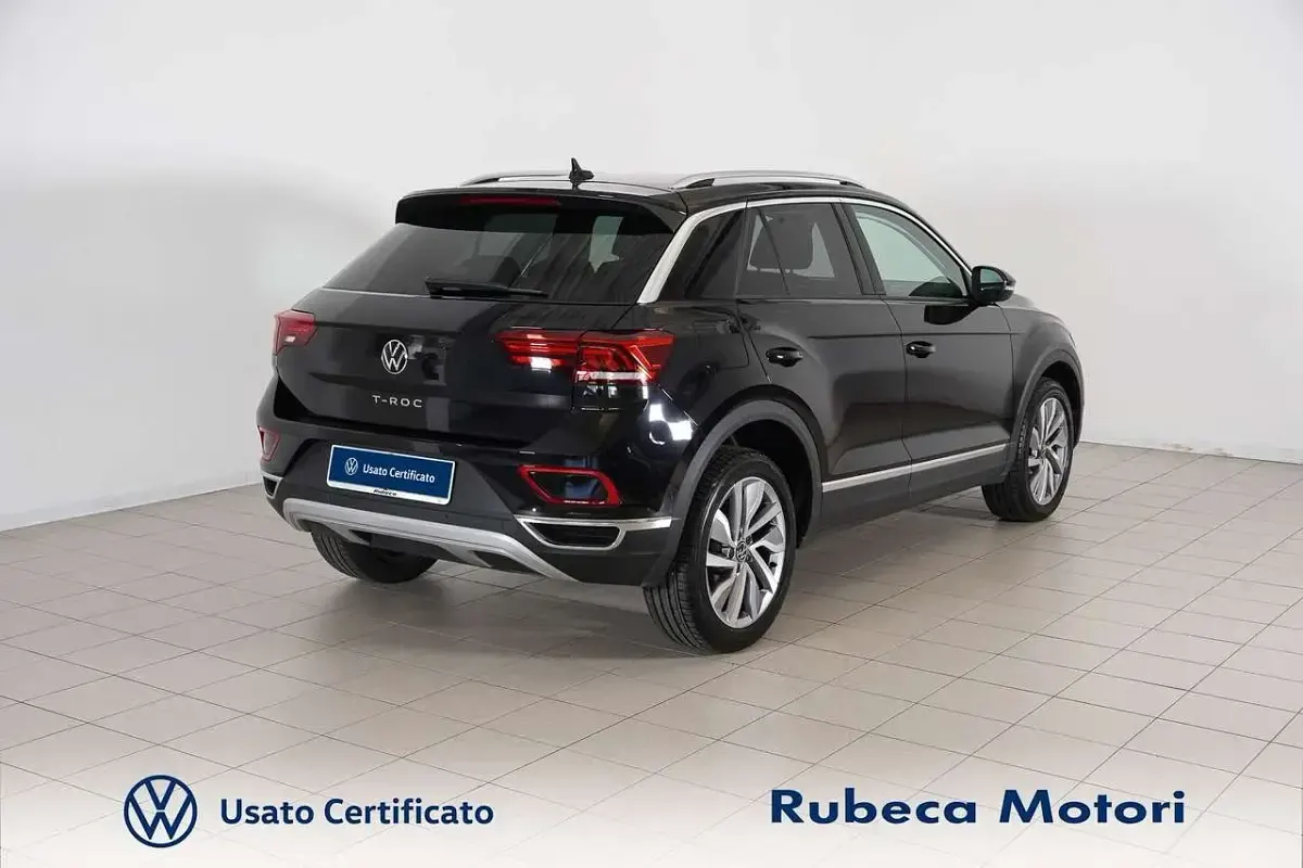 Usata VW T-Roc Style 116 CV (85 kW) 2024 Nero SUV