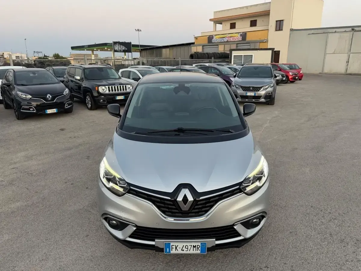 Usata Renault Scénic III Bose Edition 131 CV (96 kW) 2017 Argento Monovolume
