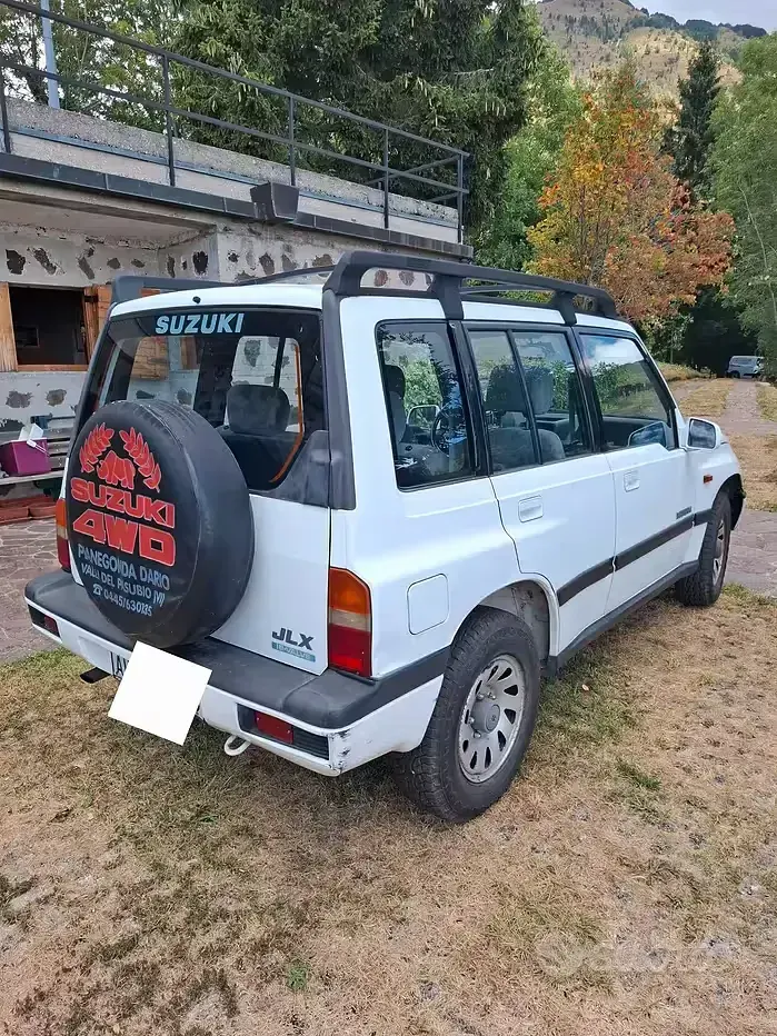 Usata Suzuki Vitara 101 CV (74 kW) 1994 Bianco Station wagon