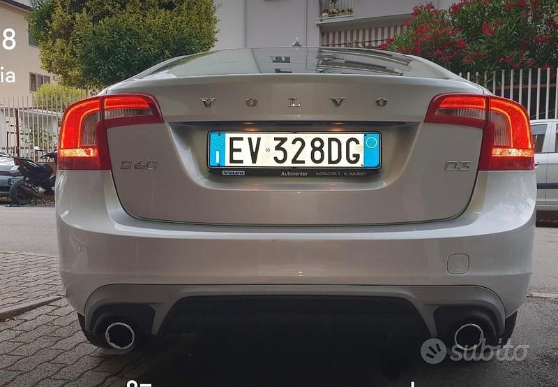 Usata Volvo S60 Business Edition 136 CV (100 kW) 2014 Berlina