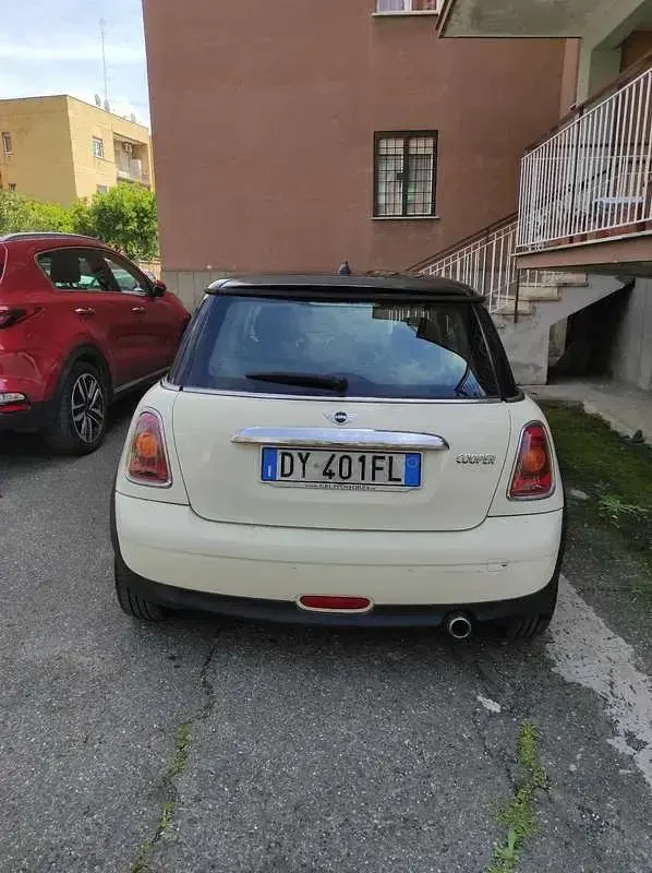 Usata Mini Cooper 120 CV (88 kW) 2009 Utilitaria