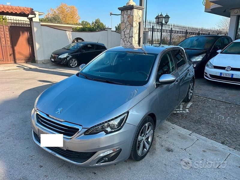Grigio Usata 2015 Peugeot 308 GT-line Tre volumi | 6500 € (Ottimo prezzo) - Immagine 1/4