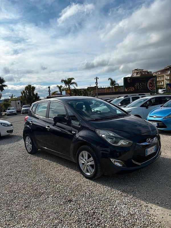 Usata Hyundai i20 Classic 115 CV (84 kW) 2011 Blu Berlina
