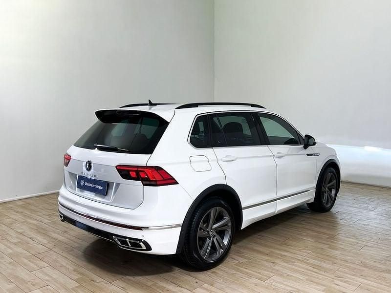 Usata VW Tiguan R-line 150 CV (110 kW) 2022 Pure white SUV