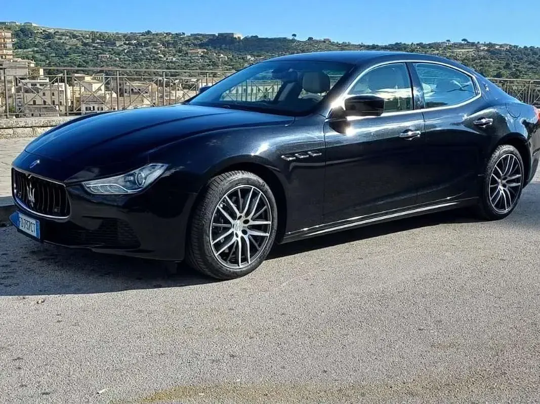 Usata Maserati Ghibli 250 CV (183 kW) 2016 Nero Berlina