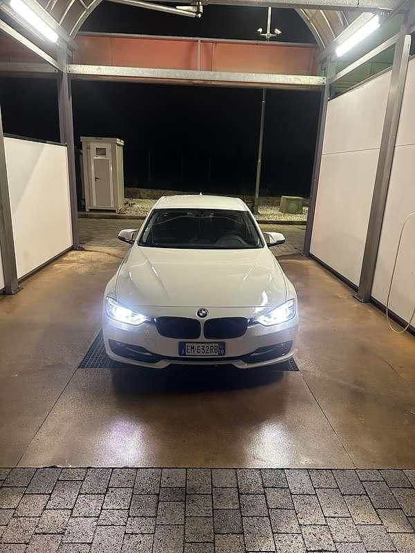 Usata BMW 320 M Sport 184 CV (135 kW) 2012 Berlina