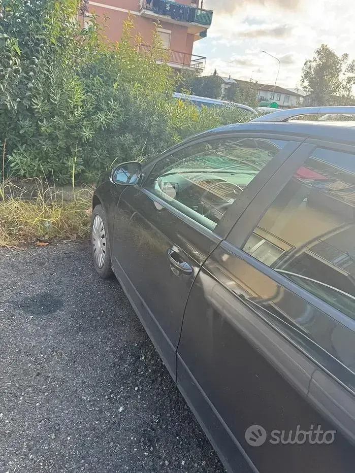 Usata VW Passat 140 CV (102 kW) 2008 Nero Station wagon