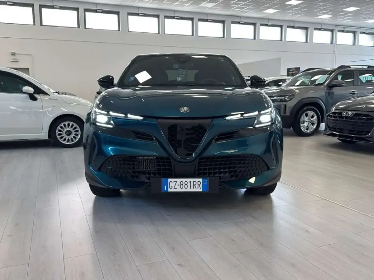 Usata Alfa Romeo GT Junior Edizione Speciale 145 CV (106 kW) 2025 Verde SUV