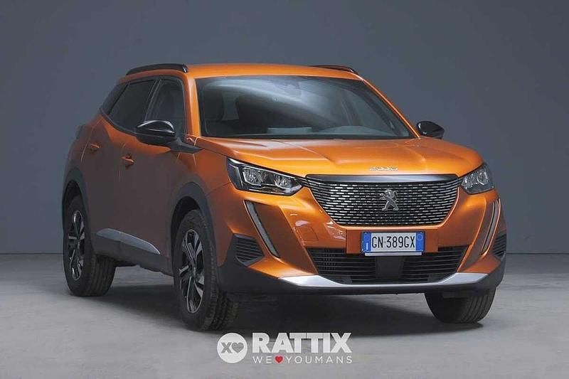 Usata Peugeot 2008 Allure 101 CV (74 kW) 2023 Orange fusion SUV
