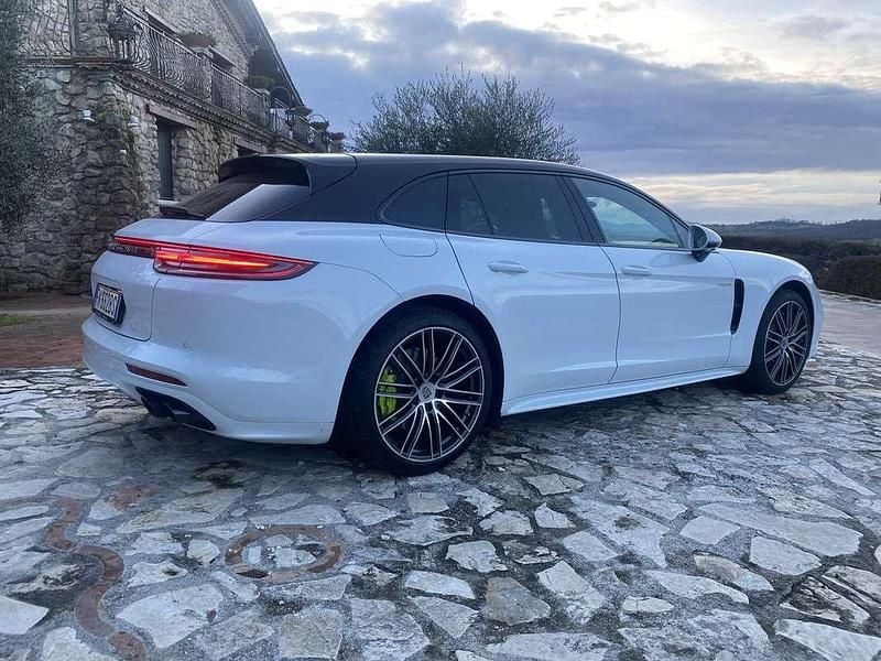 Usata 2017 Porsche Panamera Executive Berlina | 56.500 € (Ottimo prezzo) - Immagine 1/4