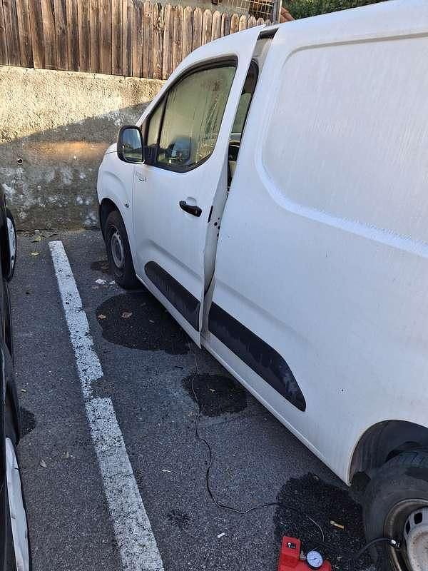 Usata Citroën Berlingo 102 CV (75 kW) 2020 Bianco Monovolume