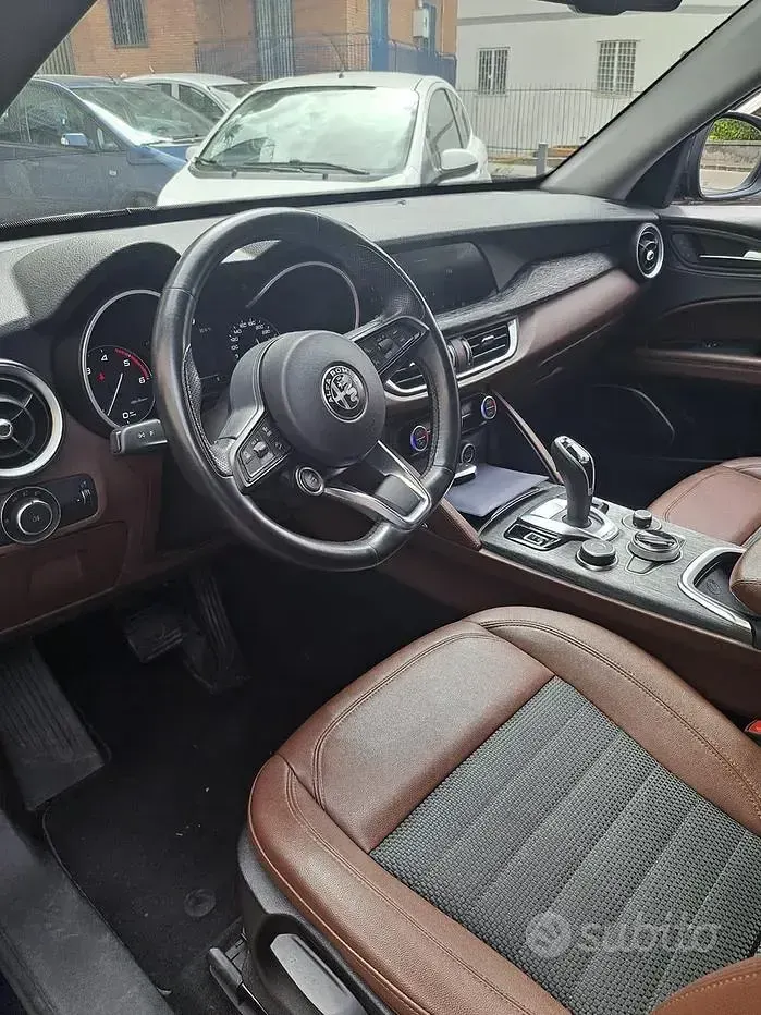 Occasion Alfa Romeo Stelvio 190 ch (139 kW) 2020 Bleue SUV