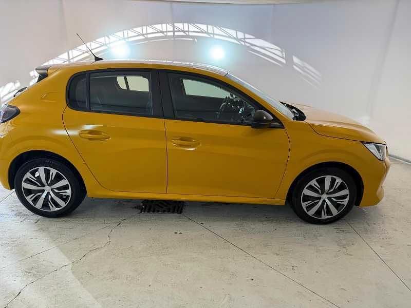 Usata Peugeot 208 Active 75 CV (55 kW) 2023 Giallo Utilitaria
