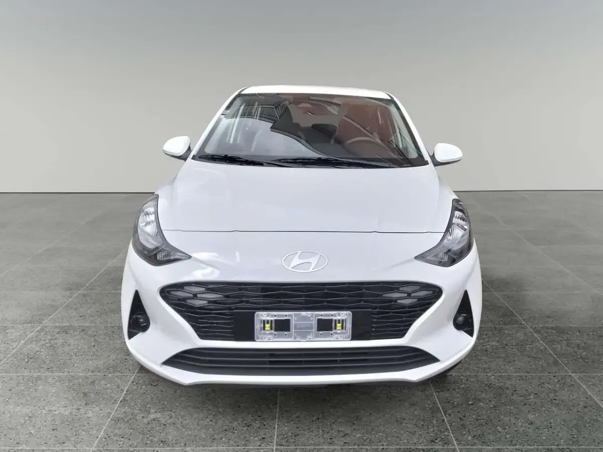 Nuova Hyundai i10 63 CV (46 kW) 2026 Bianco Utilitaria