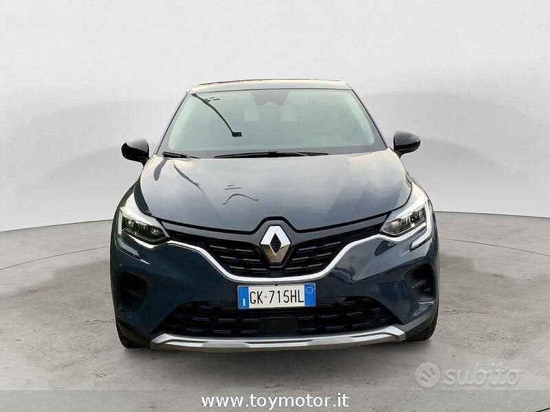 Usata Renault Captur Equilibre 101 CV (74 kW) 2022 Blu SUV