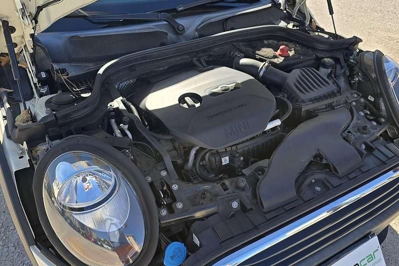 Usata Mini ONE 102 CV (75 kW) 2014 Giallo Utilitaria