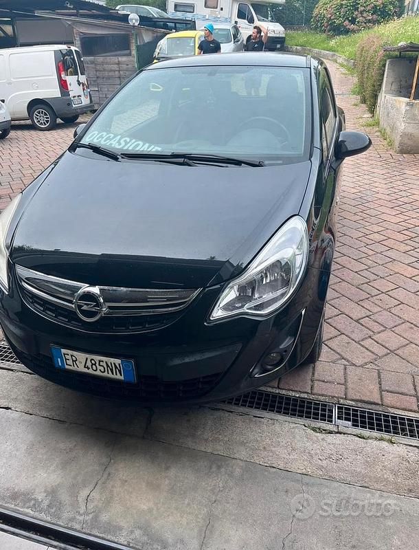 Usata Opel Corsa 2013 Nero Utilitaria