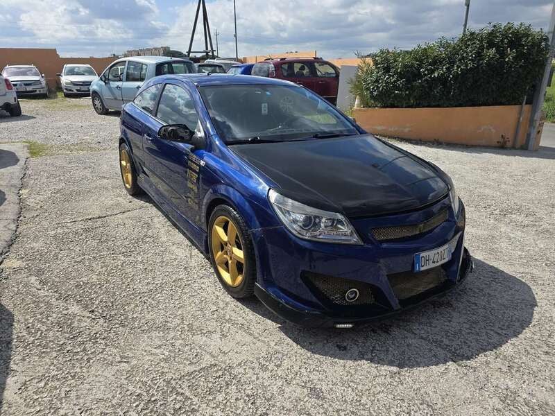 Blu/azzurro Usata 2007 Opel Astra GTC Cosmo Berlina | 2300 € (Ottimo prezzo) - Immagine 1/4
