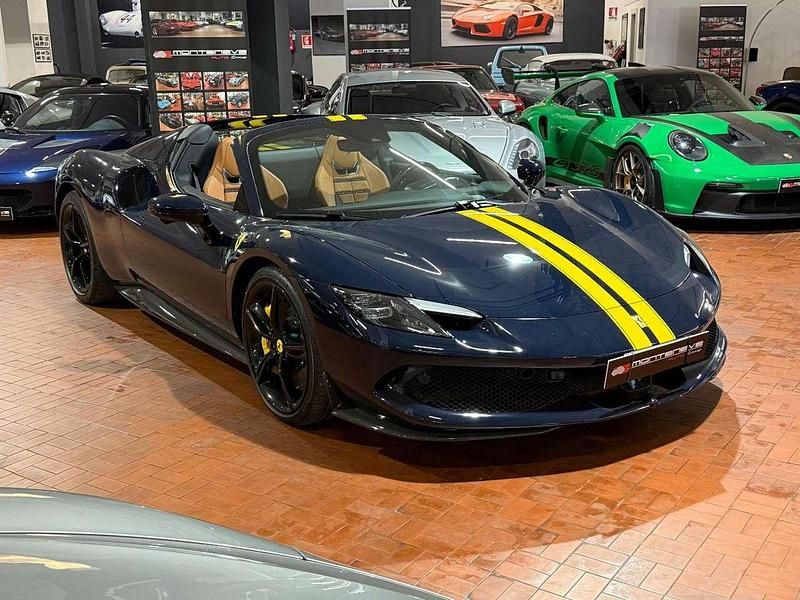 Usata Ferrari 296 830 CV (610 kW) 2025 Blu pozzi Cabrio