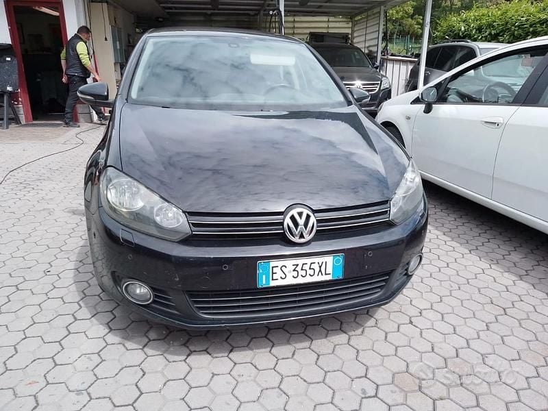 Usata VW Golf VI 140 CV (102 kW) 2010 Nero Utilitaria