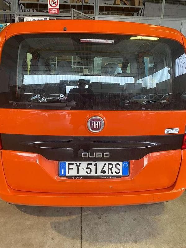 Usata Fiat Qubo Easy 77 CV (56 kW) 2019 Arancione Monovolume