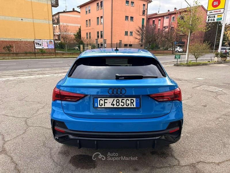 Usata Audi Q3 Sportback S-Line 150 CV (110 kW) 2020 Blu/azzurro SUV