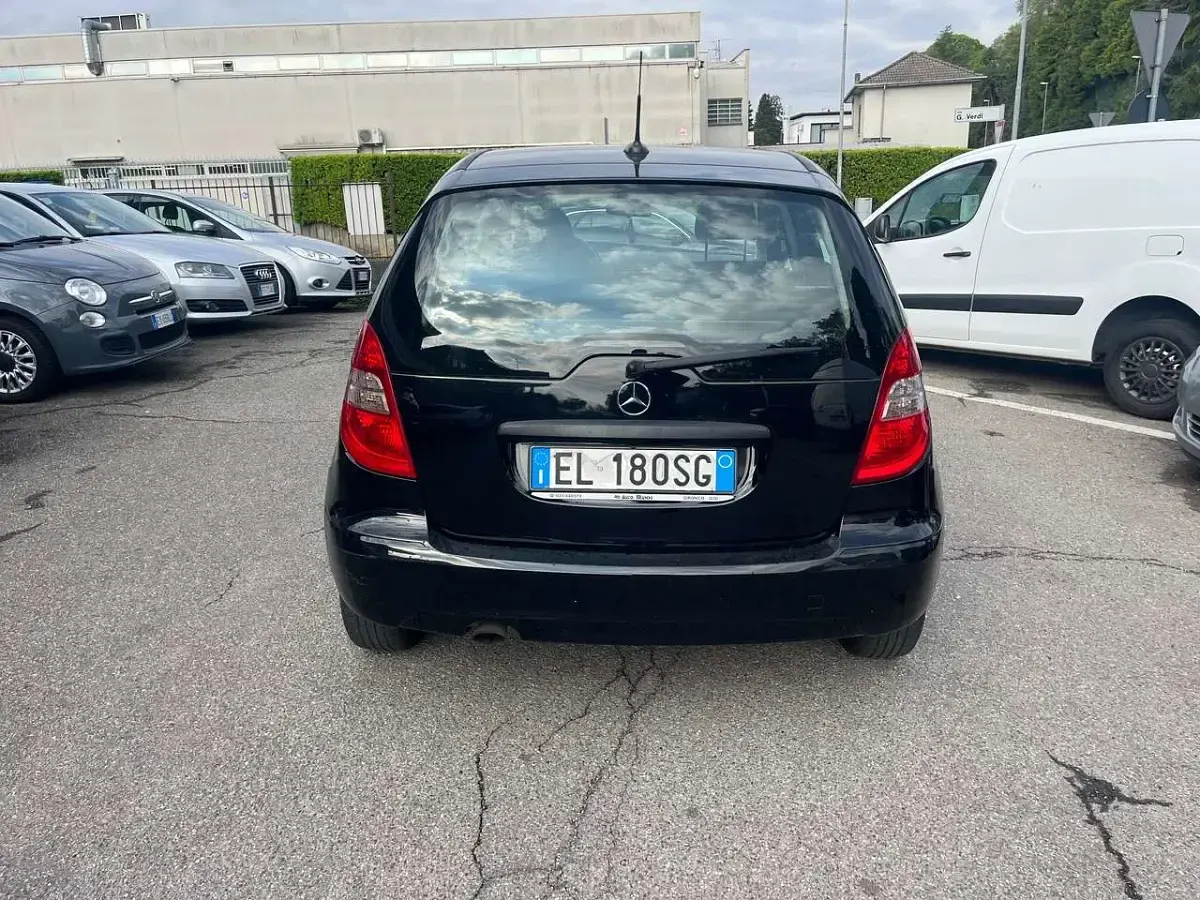 Usata Mercedes A160 Executive 82 CV (60 kW) 2012 Nero Utilitaria