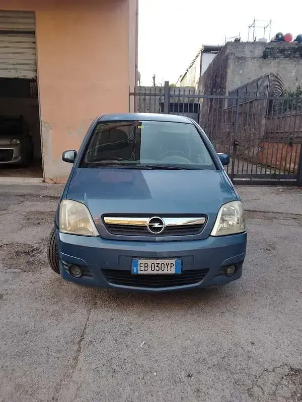 Usata Opel Meriva Cosmo 101 CV (74 kW) 2010 Monovolume