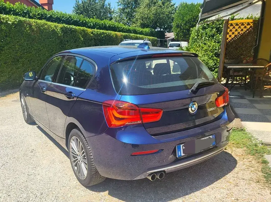 Usata BMW 120 Efficient Dynamics 190 CV (139 kW) 2018 Blu/azzurro Utilitaria