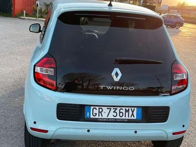 Usata Renault Twingo SE 69 CV (50 kW) 2024 Blu/azzurro Utilitaria