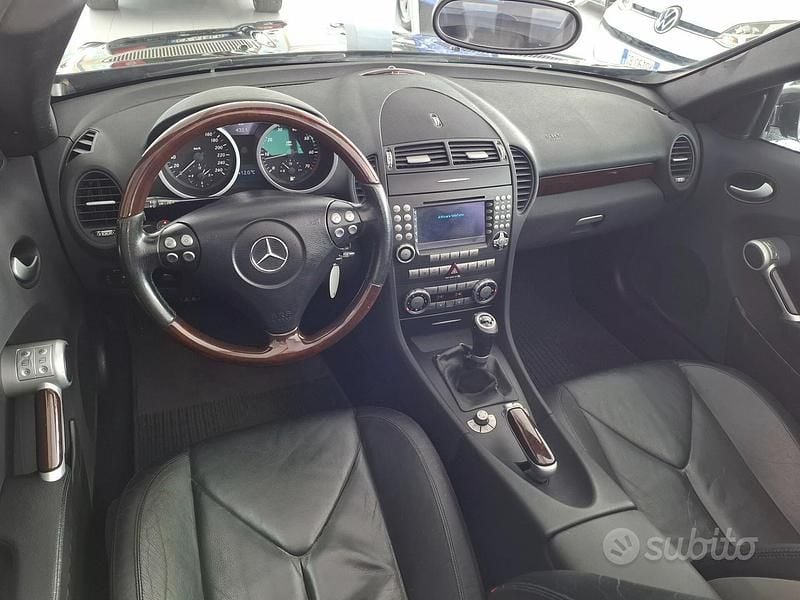 Usata Mercedes SLK200 163 CV (119 kW) 2005 Nero Cabrio