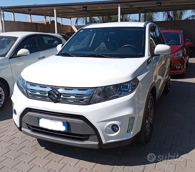 Usata Suzuki Vitara Cool 120 CV (88 kW) 2016 Bianco Berlina