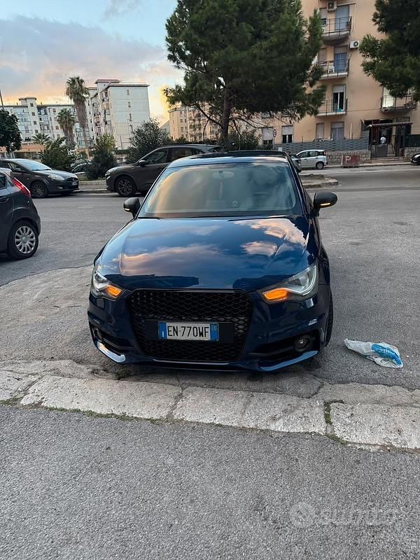 Blu Usata 2012 Audi A1 Sport Due volumi | 9500 € - Immagine 1/4