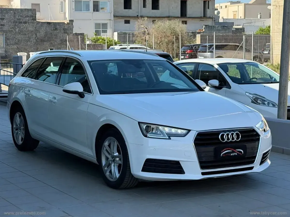 Usata Audi A4 Sport 122 CV (89 kW) 2017 Bianco Station wagon