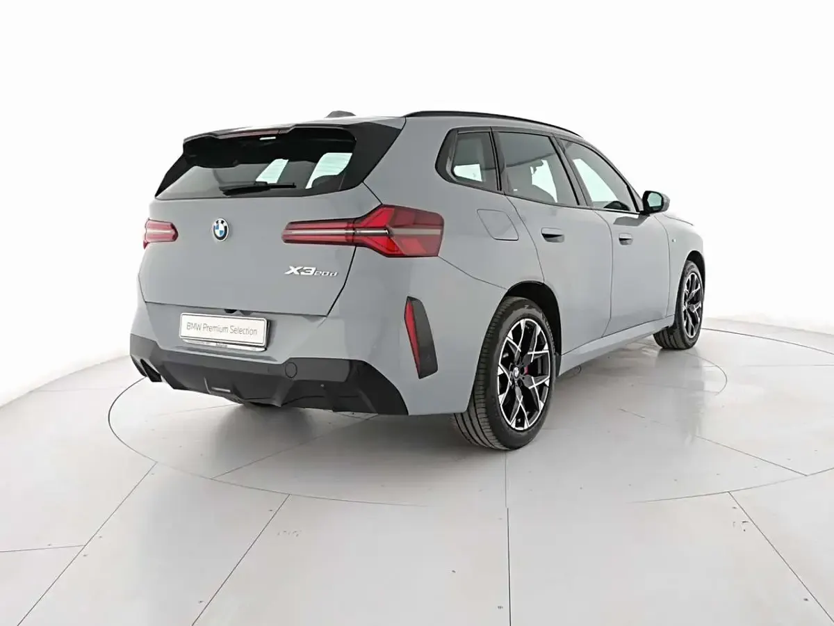 Usata BMW X3 M Sport 197 CV (144 kW) 2024 Brooklyn grey SUV