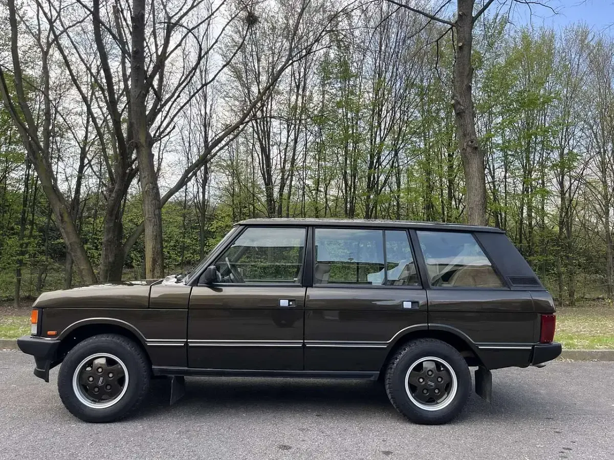 Usata Land Rover Range Rover Vogue 203 CV (149 kW) 1993 Marrone SUV