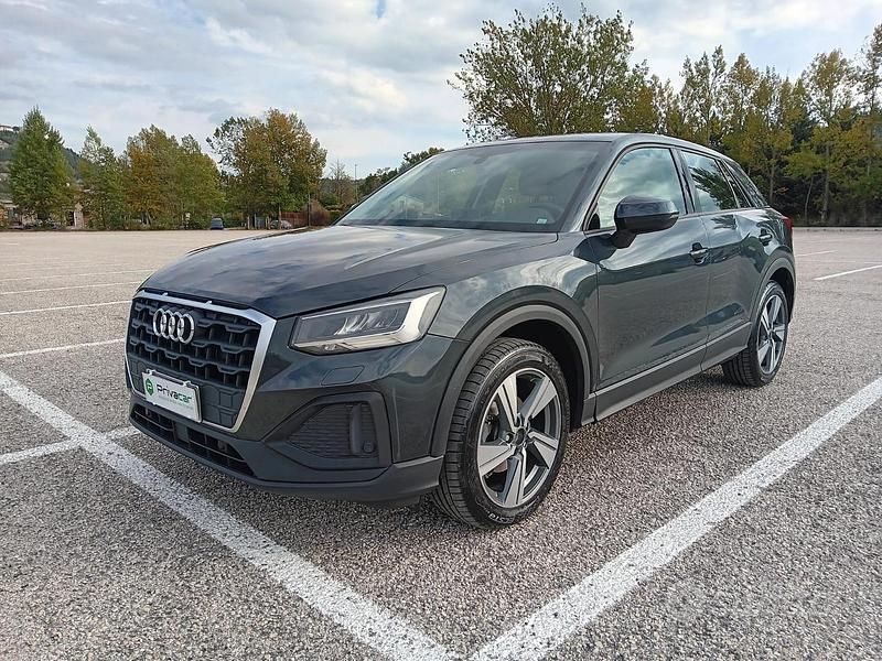 Usata Audi Q2 Ambiente 116 CV (85 kW) 2021 Grigio SUV