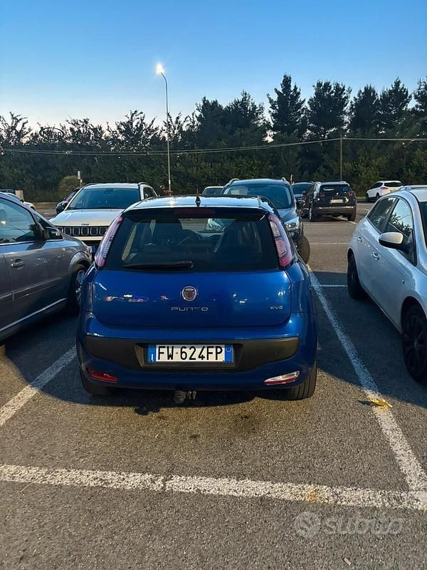Usata Fiat Punto Evo 95 CV (69 kW) 2012 Blu Utilitaria
