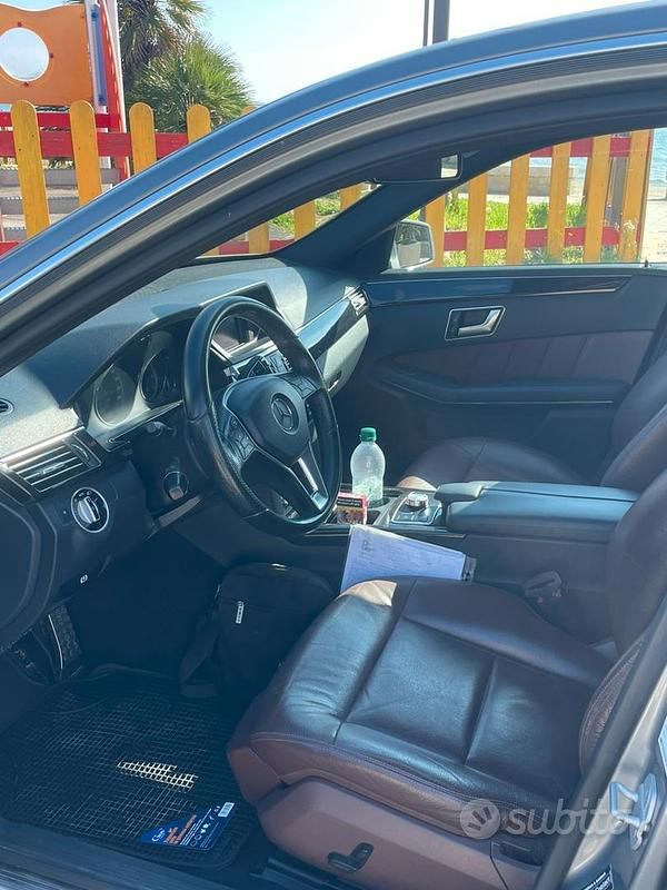 Usata Mercedes E250 Avantgarde 204 CV (150 kW) 2012 Grigio Berlina