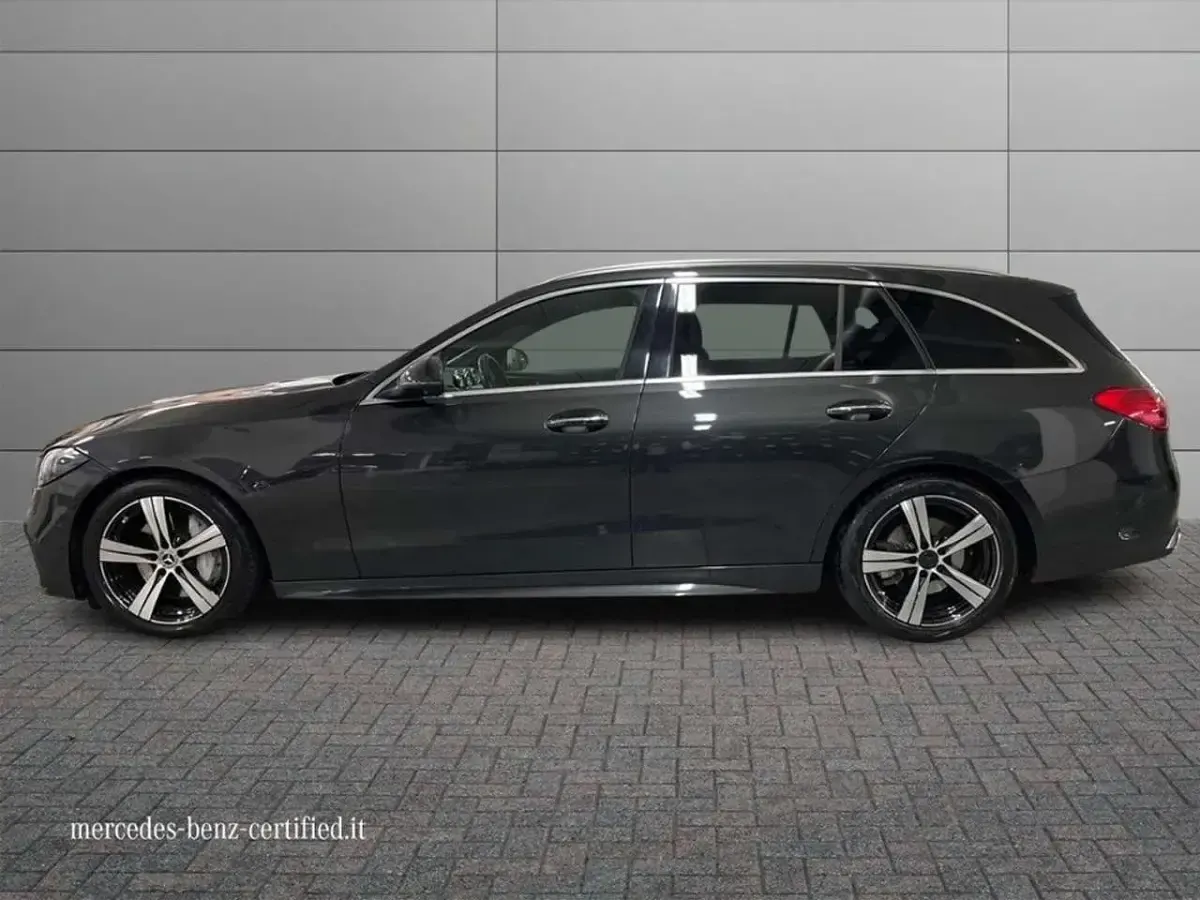 Usata Mercedes C220 Premium 200 CV (147 kW) 2022 Grigio scuro metallizzato Station wagon