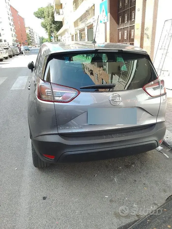 Usata Opel Crossland 83 CV (61 kW) 2019 Grigio SUV