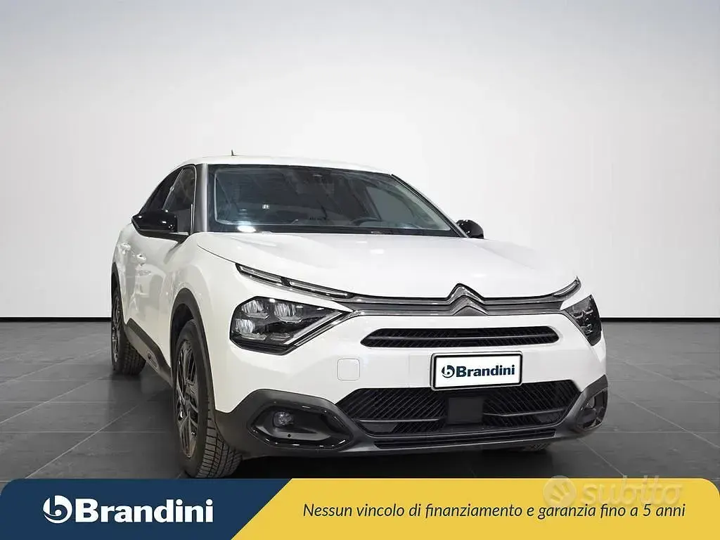 Usata Citroën C4 Shine 131 CV (96 kW) 2023 Bianco SUV