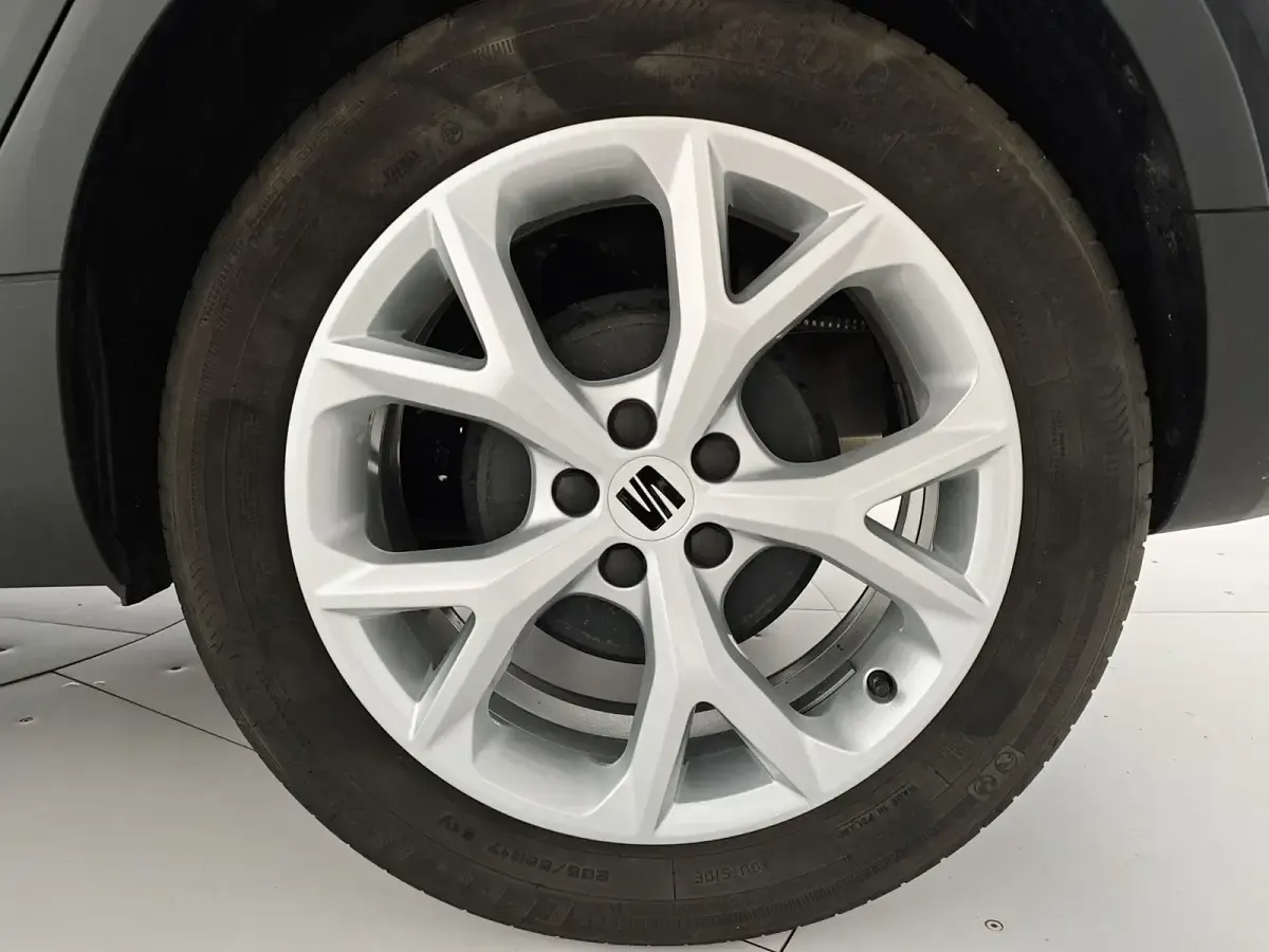 Usata Seat Arona Style 95 CV (69 kW) 2022 Bianco pastello SUV