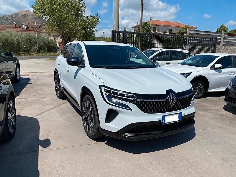 Usata Renault Austral Techno 130 CV (95 kW) 2023 Bianco SUV